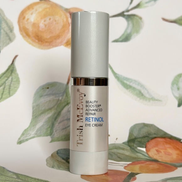 TRISH MCEVOY | Beauty Booster® Retinol Eye Cream - Picture 3 of 5